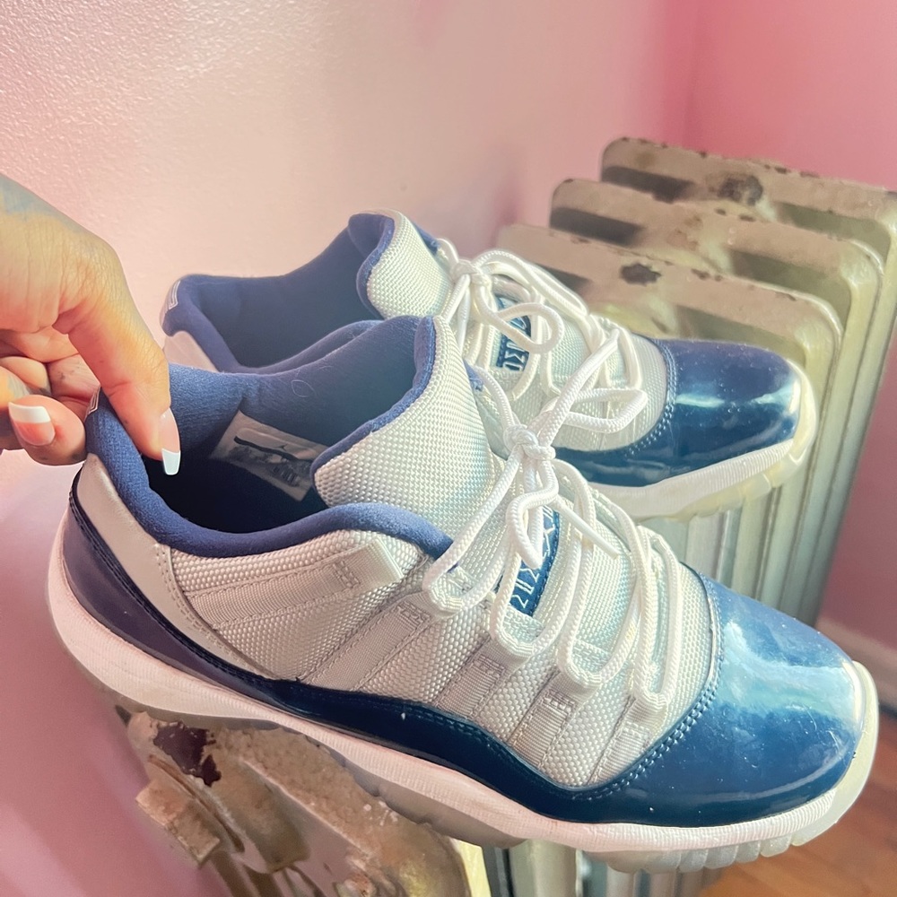 Jordan 11 Georgetown